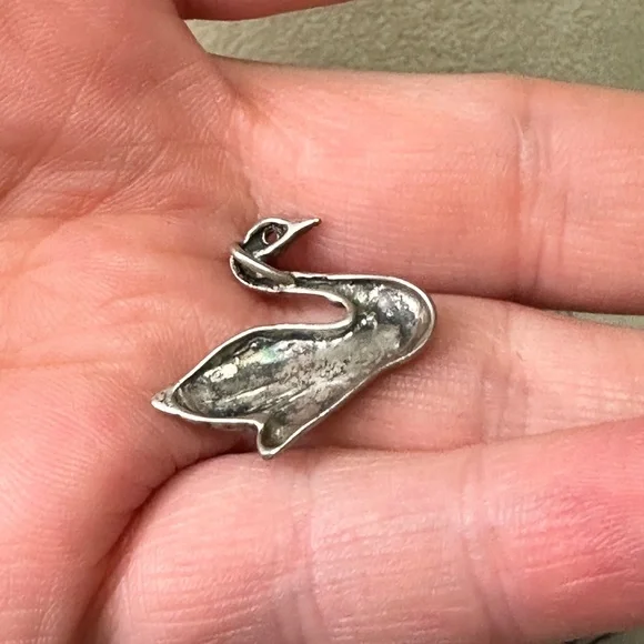SOLD. 925 Silver Swan, Gorgeous! - Picture 4 of 5